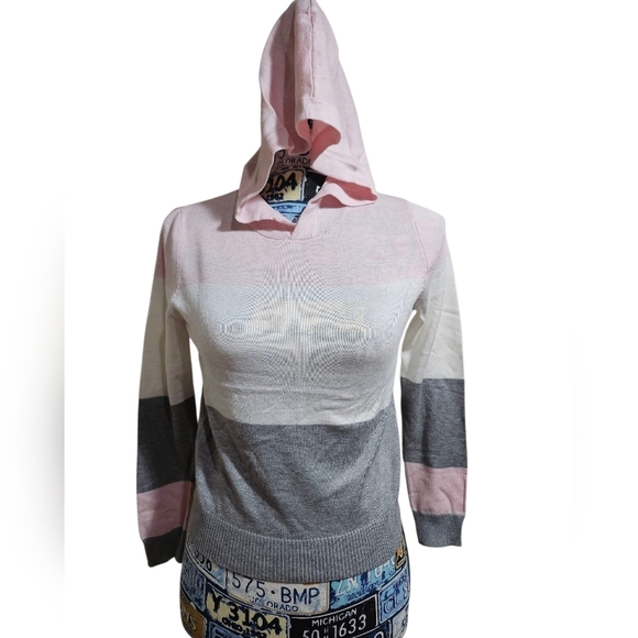 For Love And Lemons Sweaters - NEW Love Ellie Colorblock Hooded Knit Sweater Medium Pink Gray White